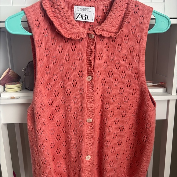 Zara Coral Knit Button-Up Vest - Picture 2 of 4